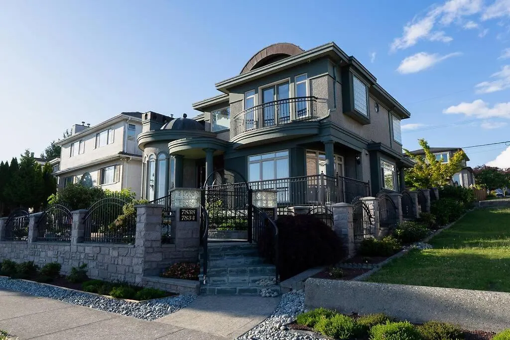 South Vancouver Home 15Mins From Airport/20Mins From Dt Holiday home